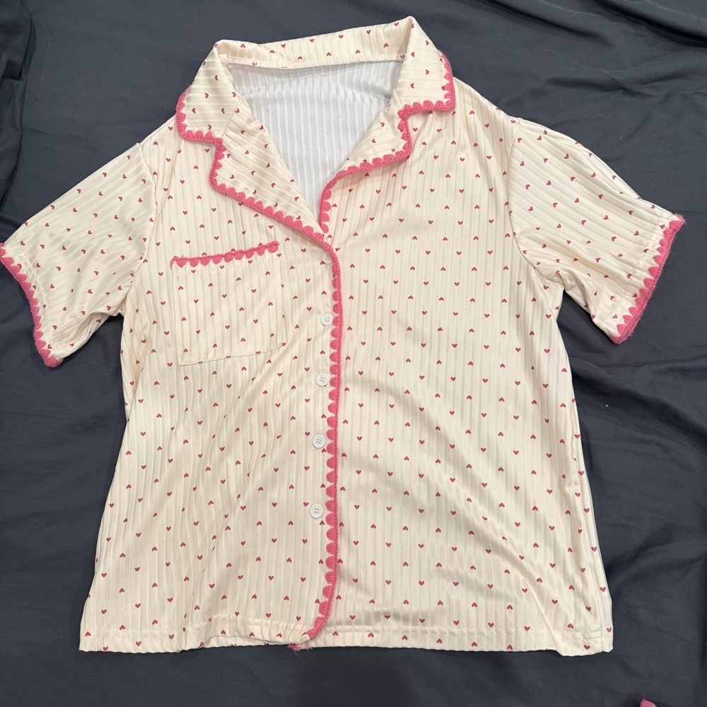 Coquette Aesthetic Ribbed Heart Pajamas Shorts Set with Scalloped Trim-Medium - Picture 2 of 14